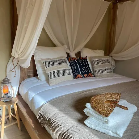 Serengeti Safari Дом отдыха Сижан